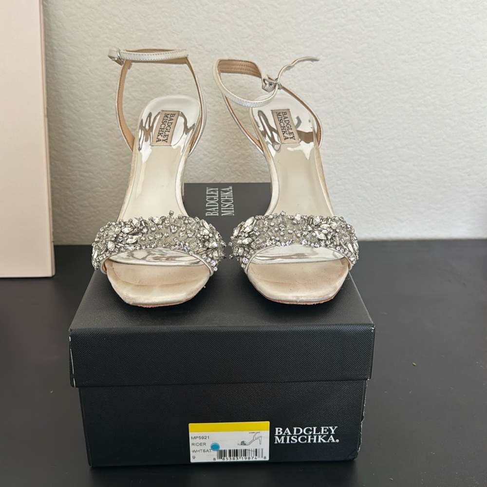 Badgley Mischa white bridal sandal